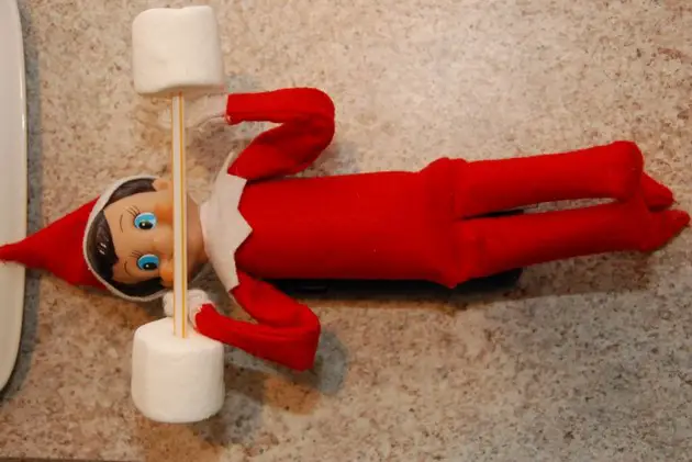 Quick and easy Elf on the Shelf idea for this Christmas
