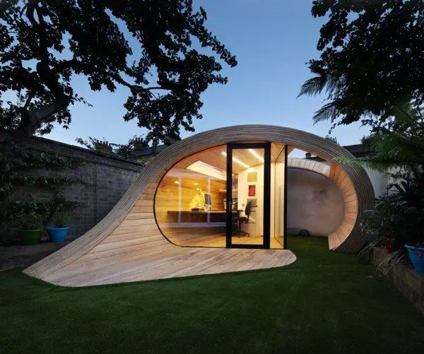 Modern bacyard shedquarters ideas - lots more pictures of shedquarter shed buildings on this page.