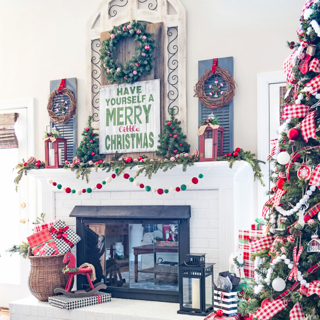 Farmhouse Christmas Decor Ideas for your home this Holiday season. Love these DIY farmhouse Christmas decorating ideas!