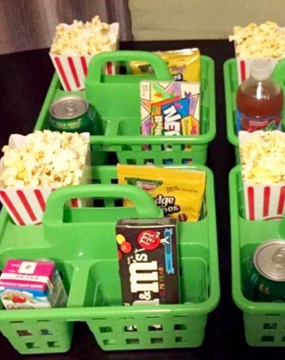 Turn New Years Eve into an extra-special family movie night where everyone gets their own snack caddy! Family-friendly New years Eve Party ideas for families and kids