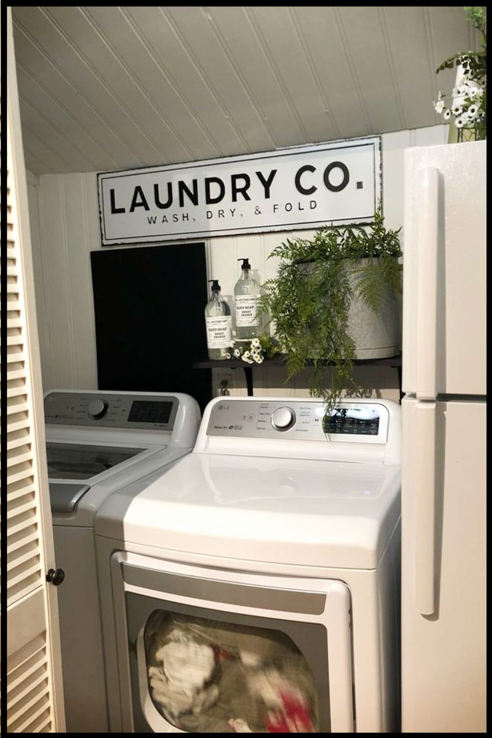 Laundry room ideas - very small laundry room / utility room combo makeover and more small laundry room ideas and pictures