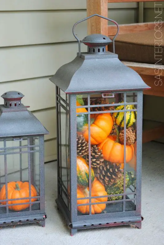 Pretty and EASY fall decor idea for a front porch