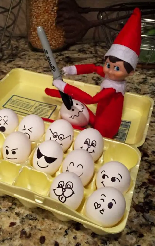 Easy Last Minute Elf on the Shelf Ideas