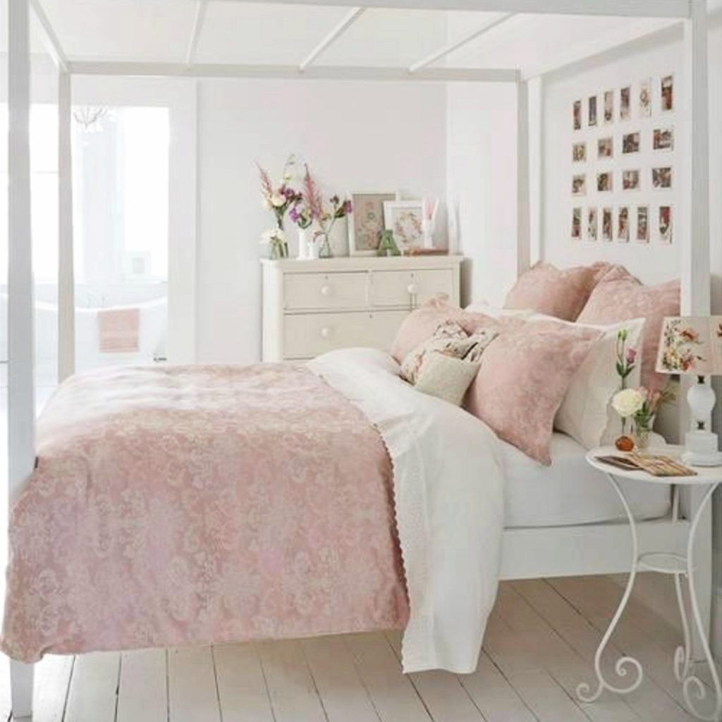 blush pink bedroom decorating ideas #blushpinkbedroom #rosegoldbedroom #rosebedroom #bedroomideas #bedroomdecor #blushpink #diyroomdecor #houseideas #blushbedroom #dustypinkbedroom #littlegirlsroom #homedecorideas #pinkandgold #girlbedroom #dreambedrooms