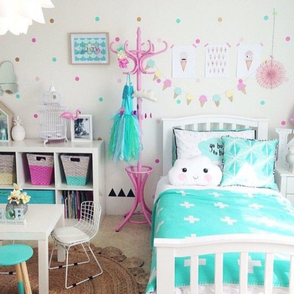 Girls bedroom ideas for little girls and toddler girls #littlegirlsroom #bedroom #bedroomideas #bedroomdecor #diyhomedecor #homedecorideas #diyroomdecor #littlegirl #toddlergirlbedroomideas #toddler #diybedroomideas #pinkbedroomideas