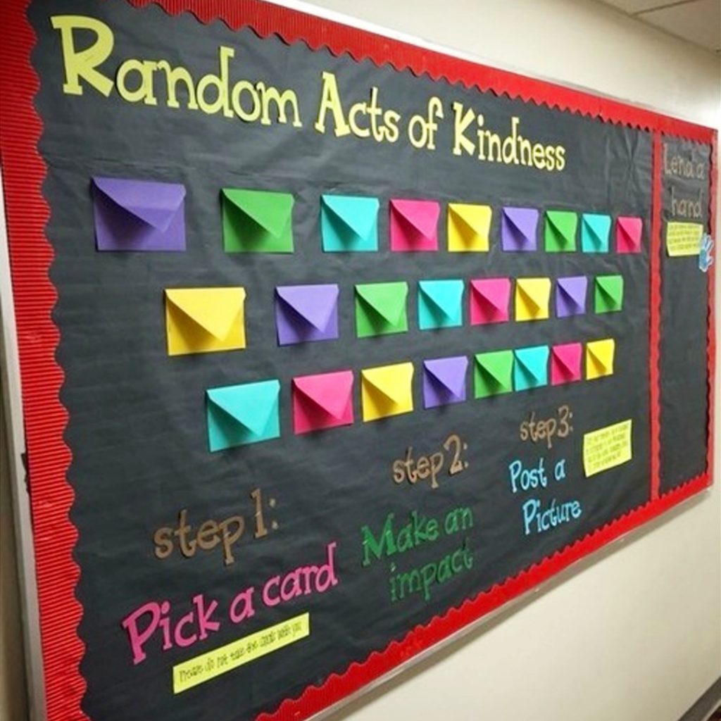 Bulletin Boards Ideas for Teachers and Classrooms (high school, primary school, kindergarten, pre-k, middle school etc) #classroombulletinboards #schoolbulletinboards #bulletinboards #teacherbulletinboards #motivationalbulletinboards #classroomdecor