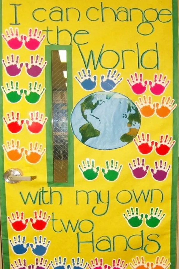 Spring door and bulletin board ideas for classrooms - cute class door decorations for Earth Day
