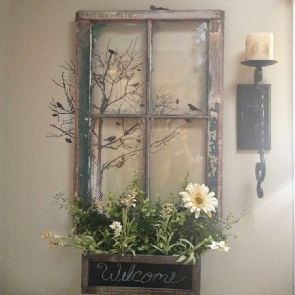 Old Window Crafts - DIY Window Frame Craft Ideas - DIY projects with old window frames #diyhomedecor #oldwindows #repurposed #projectstotry