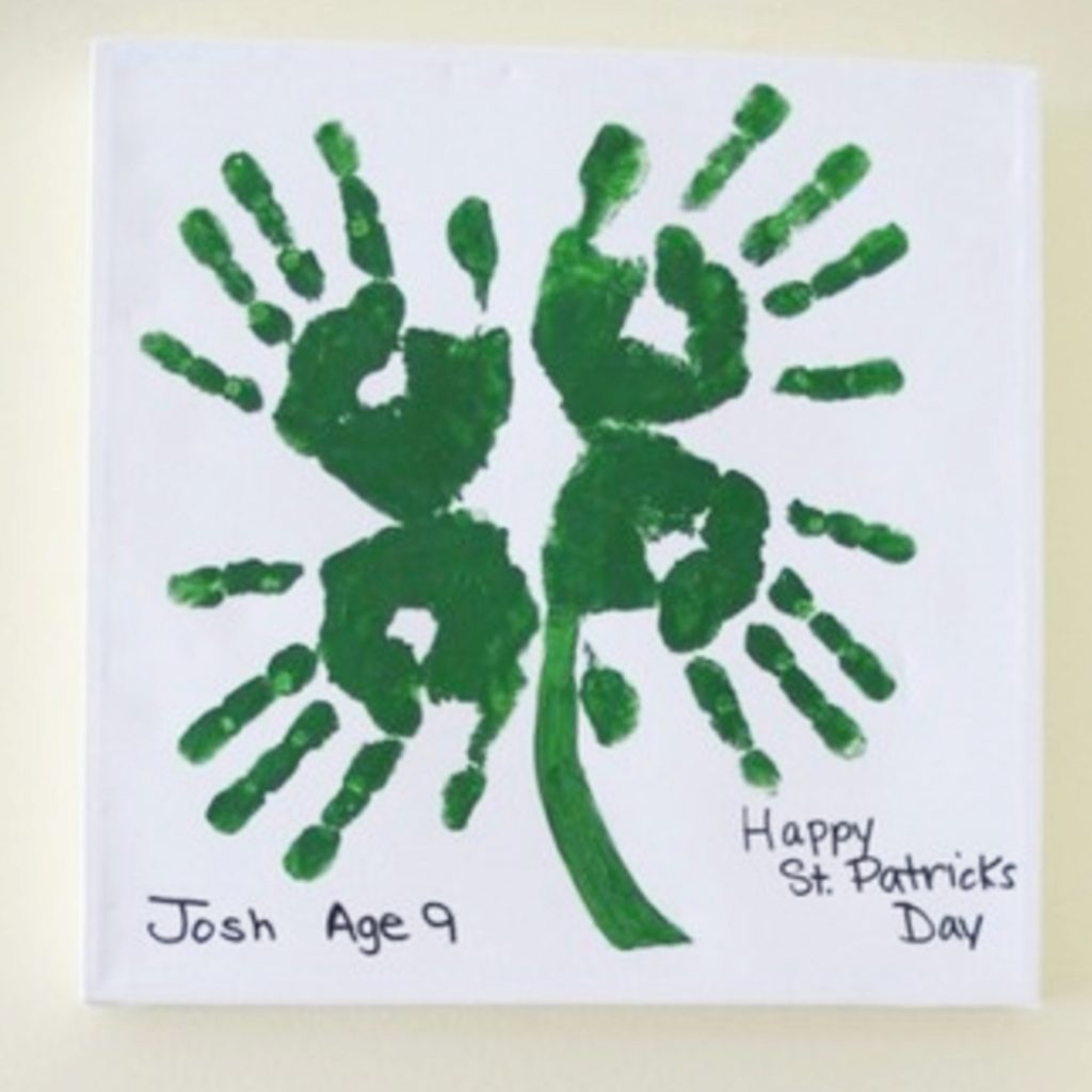 St Patrick's Day Crafts for Kids - Fun and easy St patricks Day craft ideas for toddlers, preschool, kindergarten, pre-k, Sunday school, classroom and home #stpatricksdaycrafts #craftsforkids #stpatricksdaycraftideas #stpatricksday #stpaddysday #stpatricks #easycraftsforkids #preschoolcraftideas #toddleractivities #preschoolcraftideas