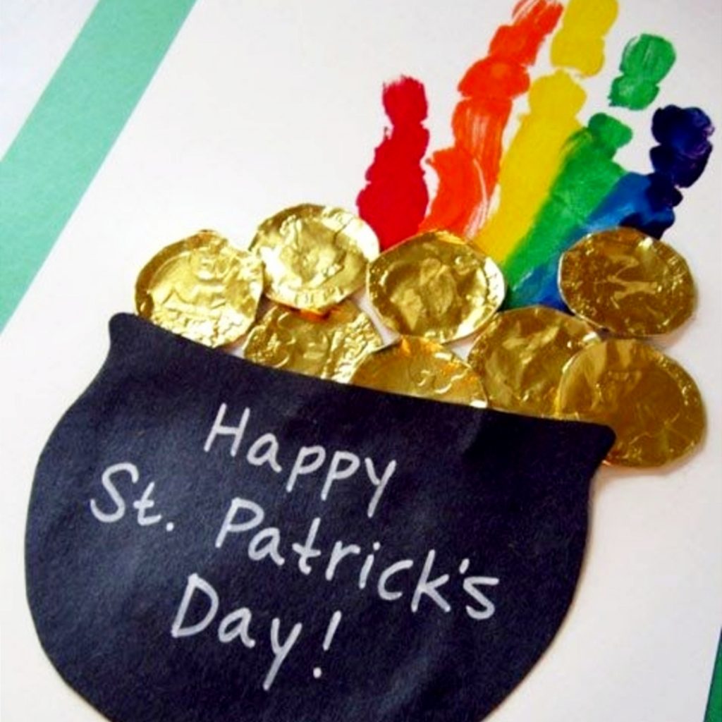St Patrick's Day Crafts for Kids - Fun and easy St patricks Day craft ideas for toddlers, preschool, kindergarten, pre-k, Sunday school, classroom and home #stpatricksdaycrafts #craftsforkids #stpatricksdaycraftideas #stpatricksday #stpaddysday #stpatricks #easycraftsforkids #preschoolcraftideas #toddleractivities #preschoolcraftideas