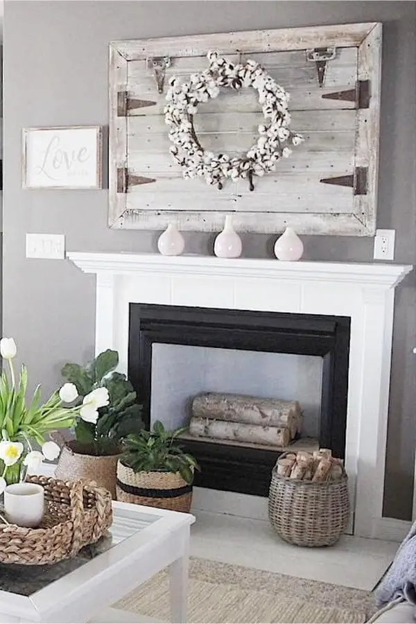 Farmhouse mantle decor and fireplace decorating ideas - Home Decor on a Budget - Charming house decorating ideas for home decorating on a budget - best charming home decor ideas on Pinterest including french country decorating, charming and sophisticated living rooms (and gorgeous elegant small living room ideas in farmhouse cottage decor style and traditional country decor) - romantic decorating ideas with charming house decoration items for your small cozy home or apartment