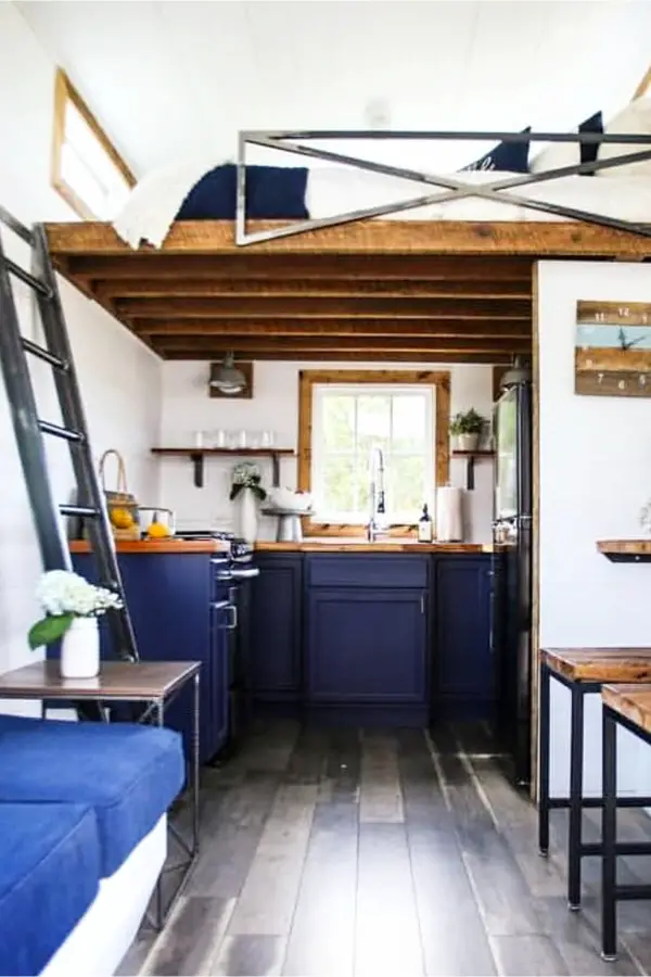 pictures of tiny houses inside and out - Tiny House Ideas, Interiors, Floor plans - tiny house kitchen ideas and tiny home loft ideas- Pictures inside tiny houses - lots of pictures  of tiny houses inside and out 