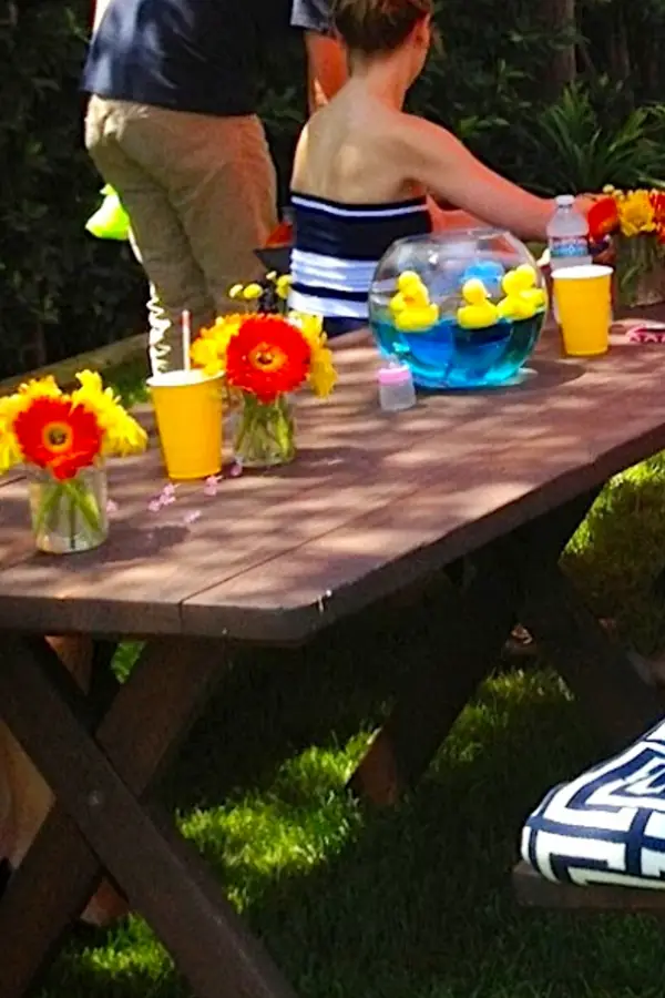 Picnic themed baby shower ideas for couples - Co-Ed Baby Shower Ideas