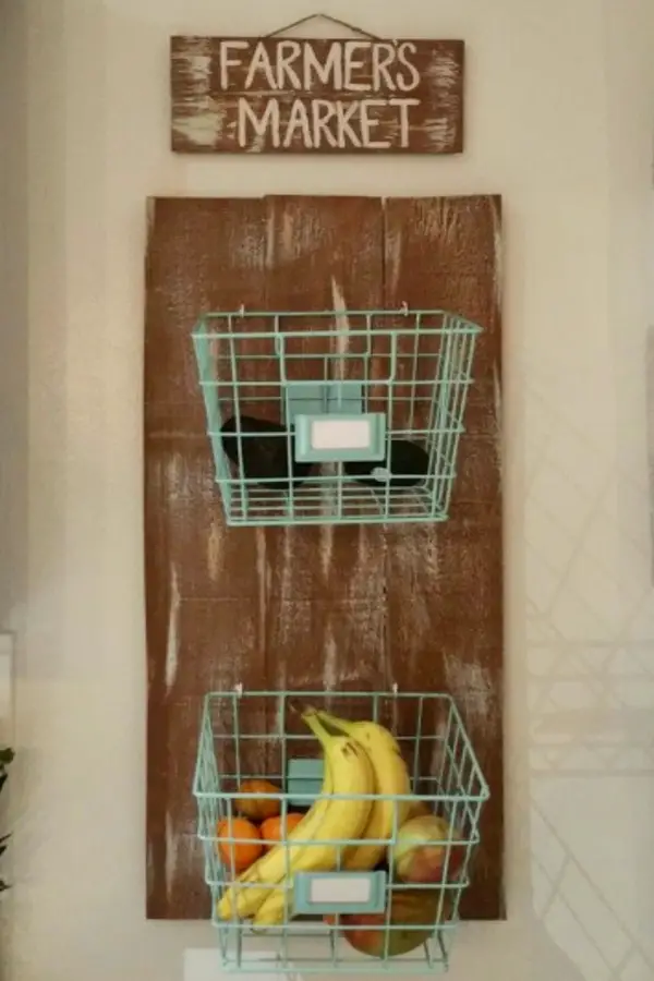 wall fruit basket for vegetable and fruit storage in your kitchen - DIY tutorial and ideas