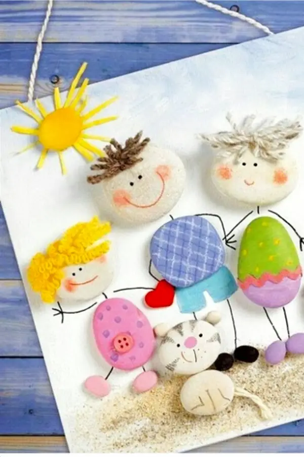 Cute summertime craft for kids!  See more summer crafts and activities on this page