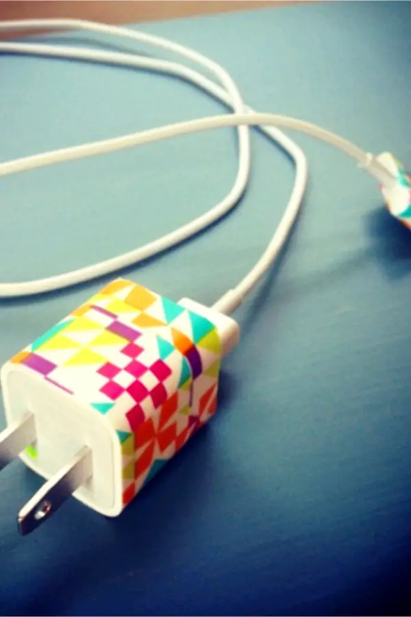 Decorate your phone charger! how to decorate your room without buying anything