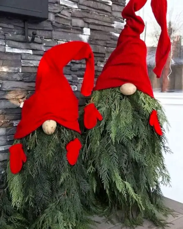 Christmas Gnomes With Tree Branches - DIY