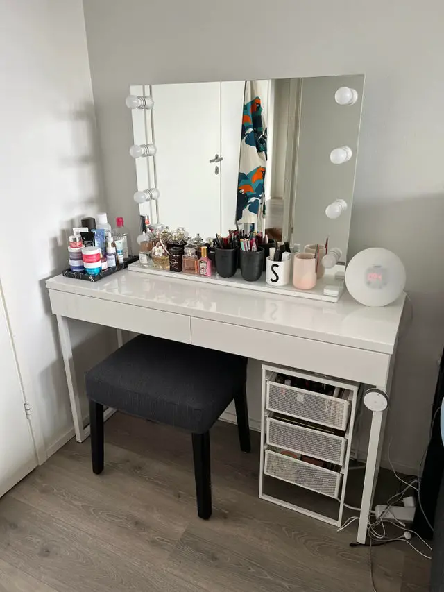 diy makeup storage ideas for small spaces