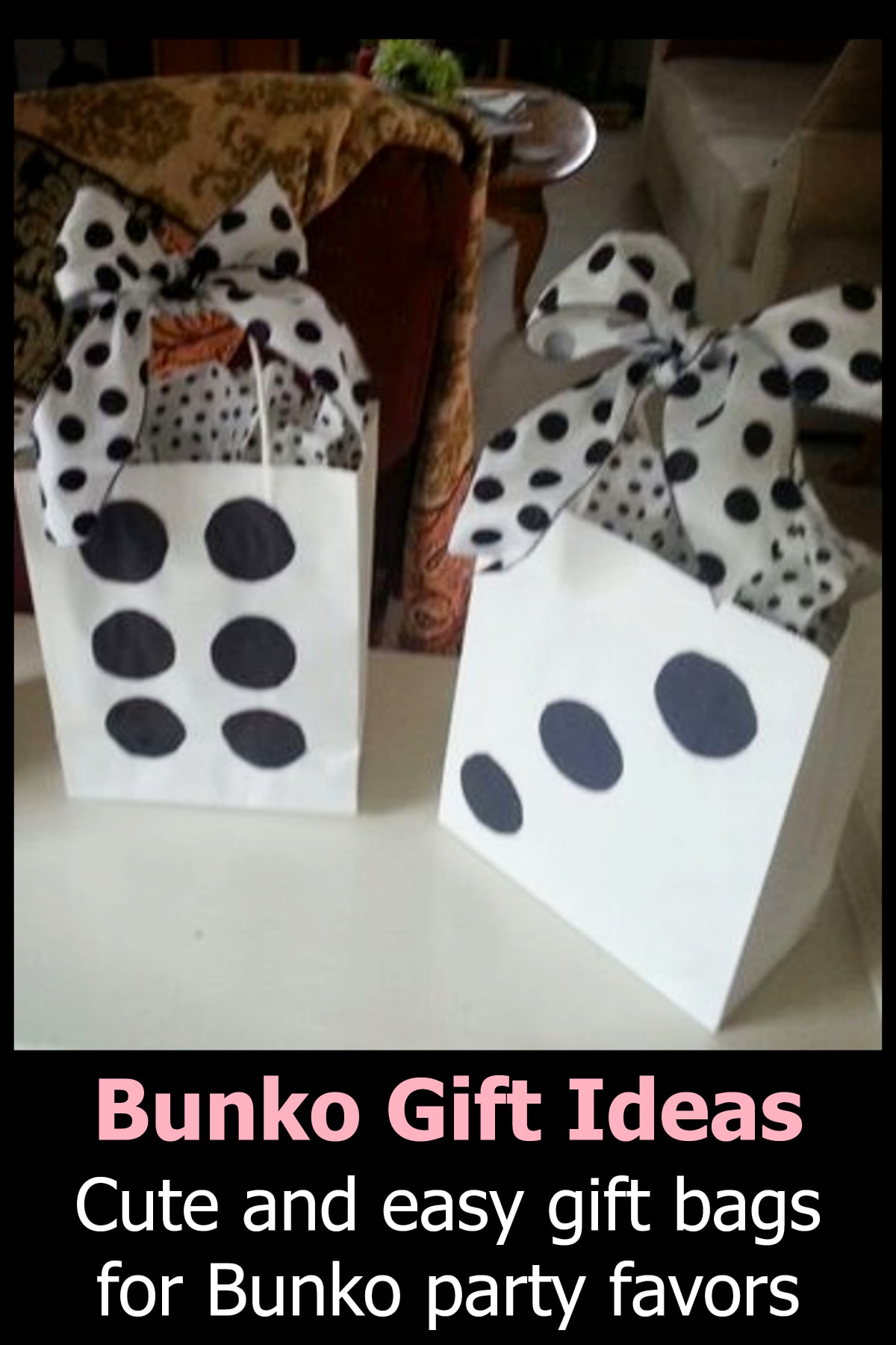 Bunko party favors and gift ideas - cute and easy gift bags and homemade gift baskets for Bunko party favors - perfect for your ladies group too.
